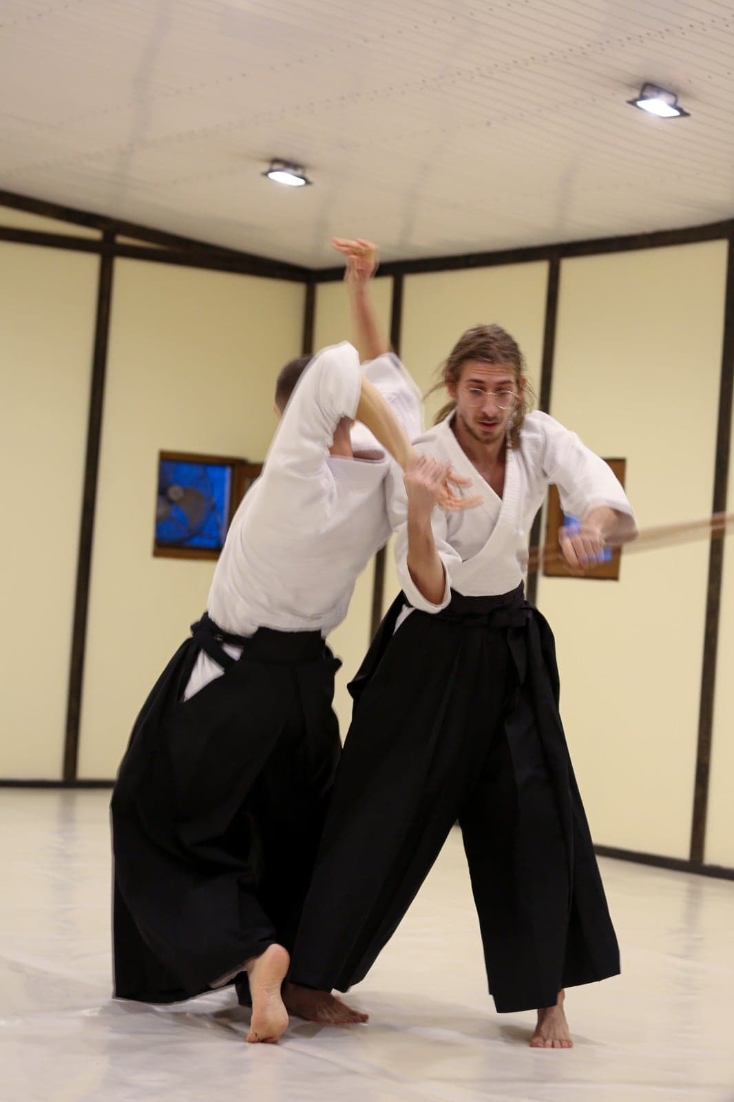 Tehnică cu jo (baston) la Dojo Sakura